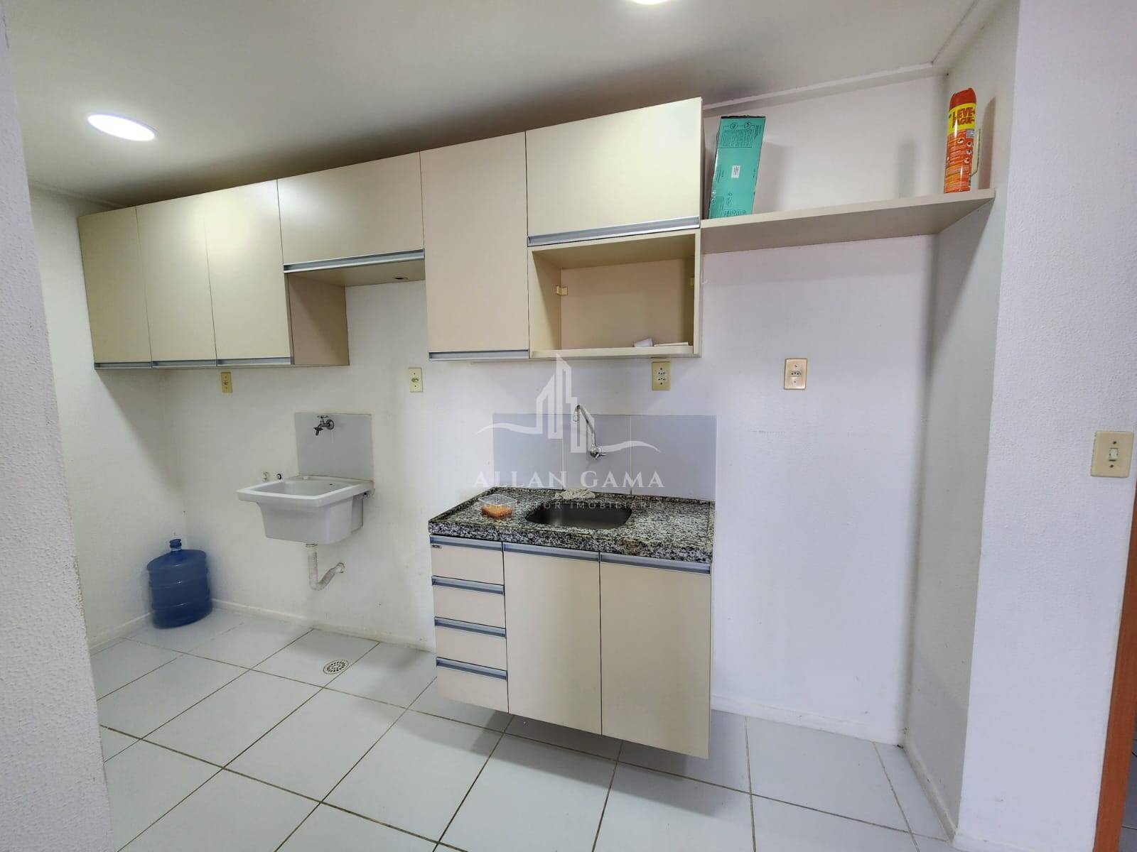 Apartamento à venda com 1 quarto, 33m² - Foto 11